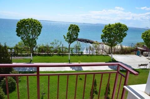 Single Private Apartments In Marina View Fort Beach Condo in Burgas Province