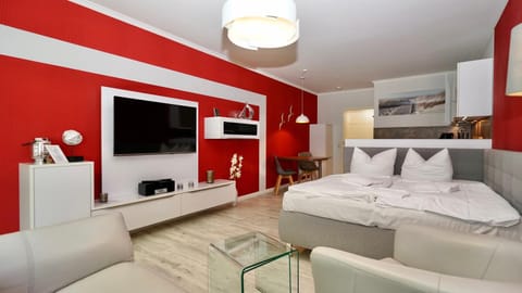 Bed, TV and multimedia, Living room, Bedroom