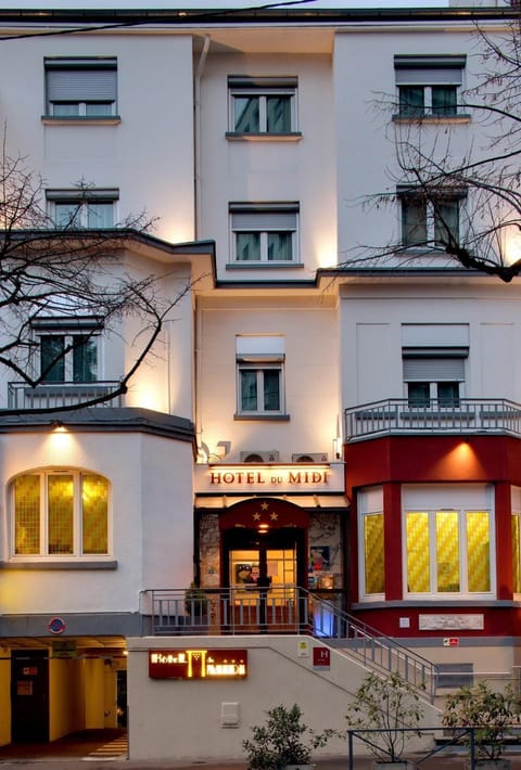 Property building, City view