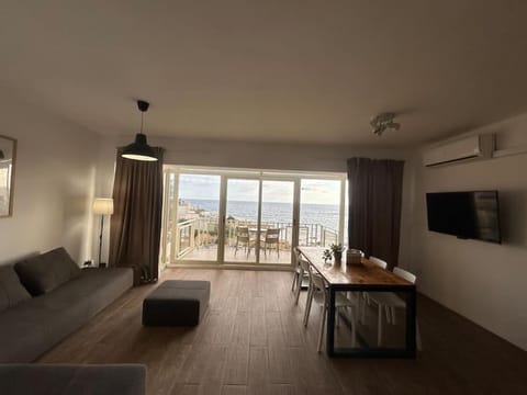 Sea-mist luxury escape Apartment in Saint Julians