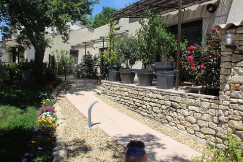 Mas Auroma Bed and breakfast in Gordes