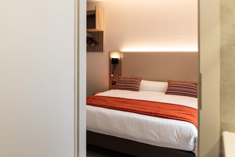 Hotel Cheval De Bronze Hotel in Vosges