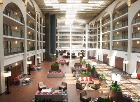 Embassy Suites by Hilton Detroit - Livonia/Novi Hotel in Livonia
