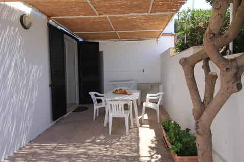 B&B Monterossi Bed and Breakfast in Torre Vado