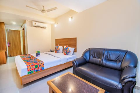 FabHotel Jansi Deluxe Gandhipuram Hotel in Coimbatore