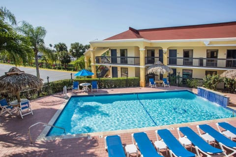 Days Inn by Wyndham Florida City Hotel in Florida City