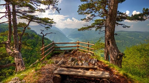 Nearby landmark, Hiking, Mountain view