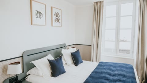 Hôtel De La Marine Hotel in Normandy