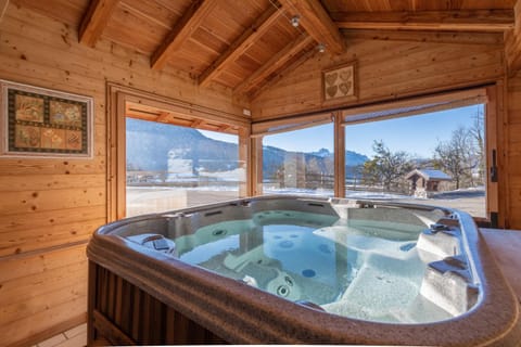 Hot Tub, Spa and wellness centre/facilities