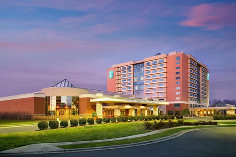 Embassy Suites by Hilton Charlotte Concord Golf Resort & Spa Resort in Concord