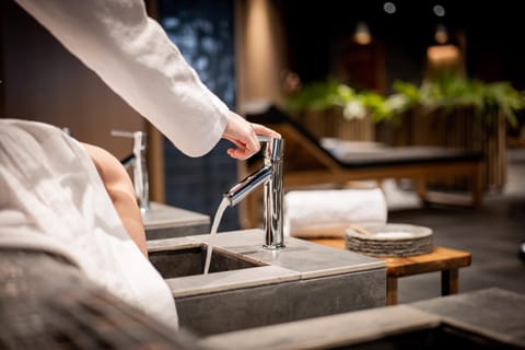 People, Spa and wellness centre/facilities, towels