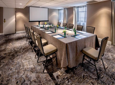 Meeting/conference room