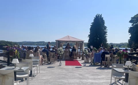 Lake view, group of guests, wedding, wedding