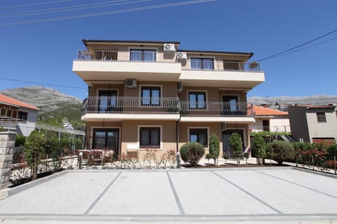 Luxury Apartments Taša Condo in Dubrovnik-Neretva County