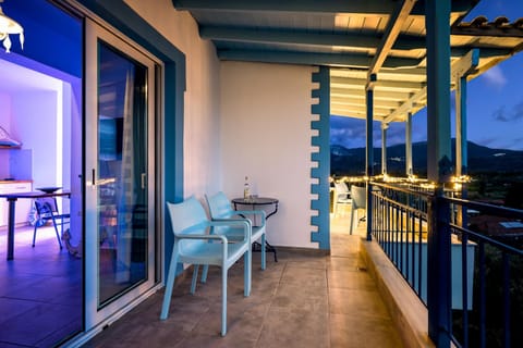 Spring, Balcony/Terrace, On site, Mountain view, Sea view, Sea view, Sunset