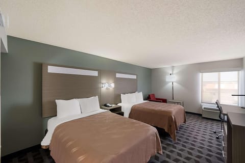 Quality Inn & Suites DFW Airport South Hotel in Irving