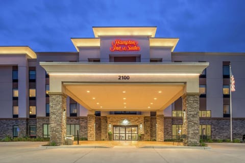 Hampton Inn and Suites Ames, IA Hotel in Ames