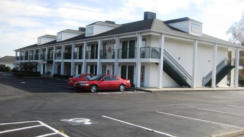 American Motel - Lenoir Hôtel in Caldwell