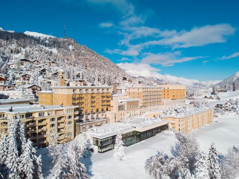 Property building, Facade/entrance, Bird's eye view, Winter