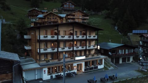 Hotel Alpenblick Mürren Übernachtung mit Frühstück in Murren