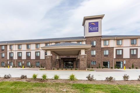 Sleep Inn & Suites O'Fallon MO - Technology Drive Hotel in OFallon