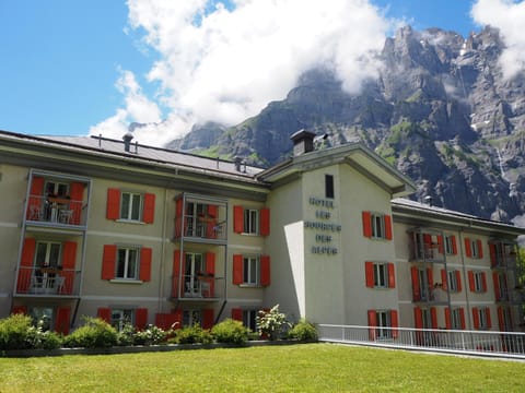 Hôtel Les Sources des Alpes Hotel in Canton of Valais