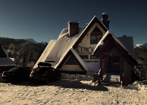 Facade/entrance, Winter