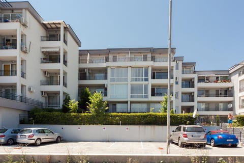 Panorama Kabakum Apartments - Free Parking Condo in Varna