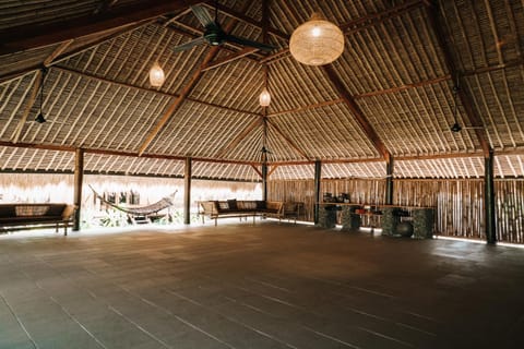 Baha Baha Villas West Sumbawa - Free yoga class daily Included for guest - Fast Wifi starlink Campingplatz /
Wohnmobil-Resort in Sekongkang