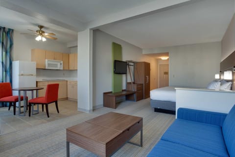 Holiday Inn Express & Suites Orlando International Airport, an IHG Hotel Hotel in Orlando