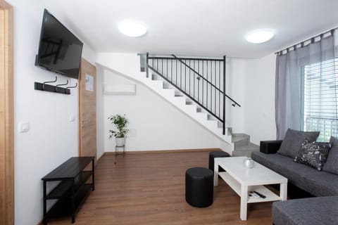 Apartments Razingar 9 Condominio in Bled