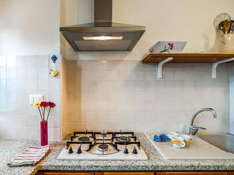 Kitchen or kitchenette, Decorative detail