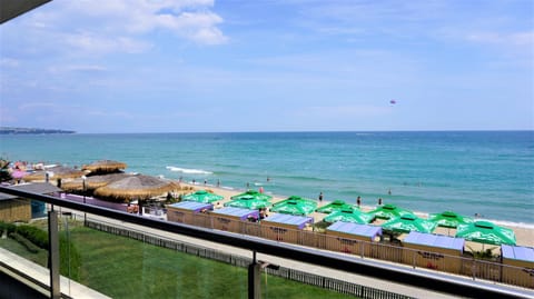 View (from property/room), Balcony/Terrace, Sea view