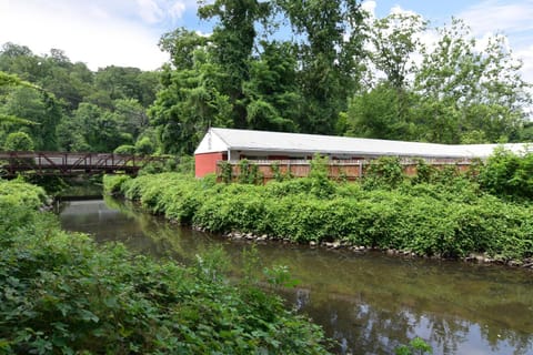 Ardsley Acres Hotel Court Motel in Ardsley