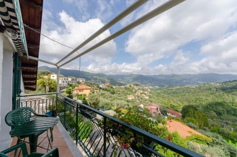 Spring, Day, Balcony/Terrace, Mountain view