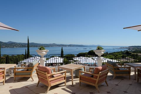 View (from property/room), City view, Garden view, Landmark view, Sea view