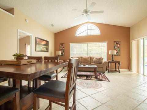 3 Bed 258 House in Kissimmee