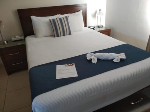 Bugambilias Suites Hotel in Loreto