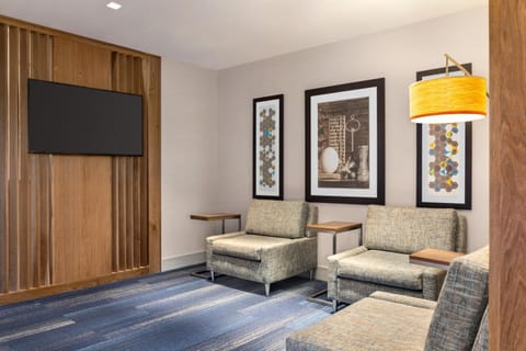 Holiday Inn Express & Suites Denver Airport, an IHG Hotel Hotel in Commerce City