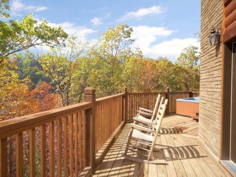 Chalet D'Amour Holiday home Casa in Gatlinburg