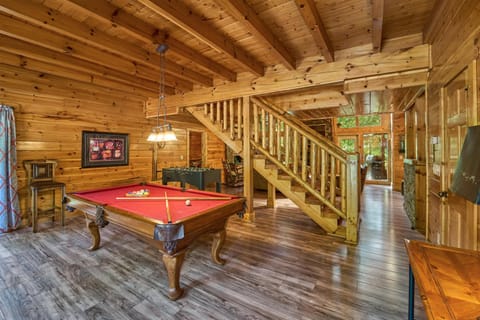 Firefly Lodge Holiday home House in Gatlinburg