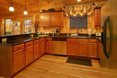 Basswood Lodge Holiday home House in Gatlinburg