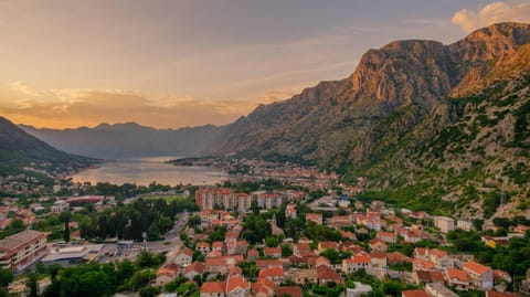 Natural landscape, City view, Mountain view