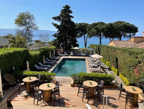 Pool view, Swimming pool