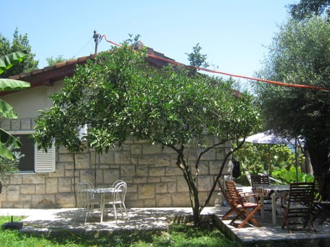 Zora Holiday Home Casa in Montenegro