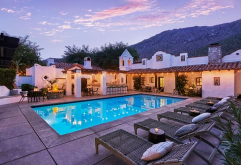 Andalusian Court Moradia in Palm Springs