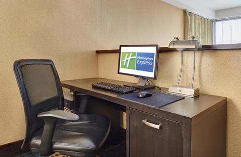 Holiday Inn Express San Diego South - National City, an IHG Hotel Hôtel in National City