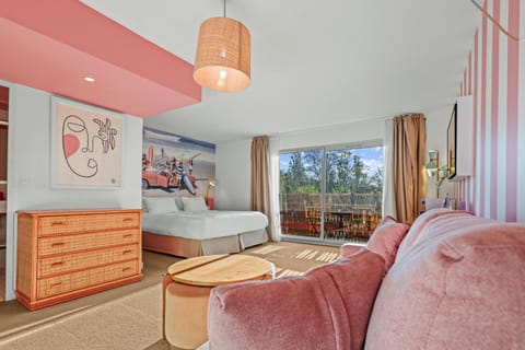 Bed, TV and multimedia, Photo of the whole room