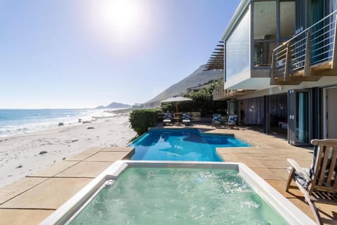 Hot Tub, Sea view, Swimming pool