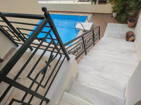 Balcony/Terrace, Swimming pool, Swimming pool
